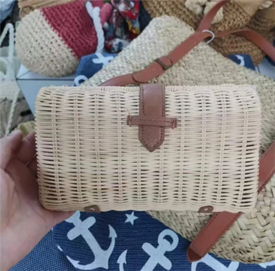 Ti Rattan men trikote sak aswè